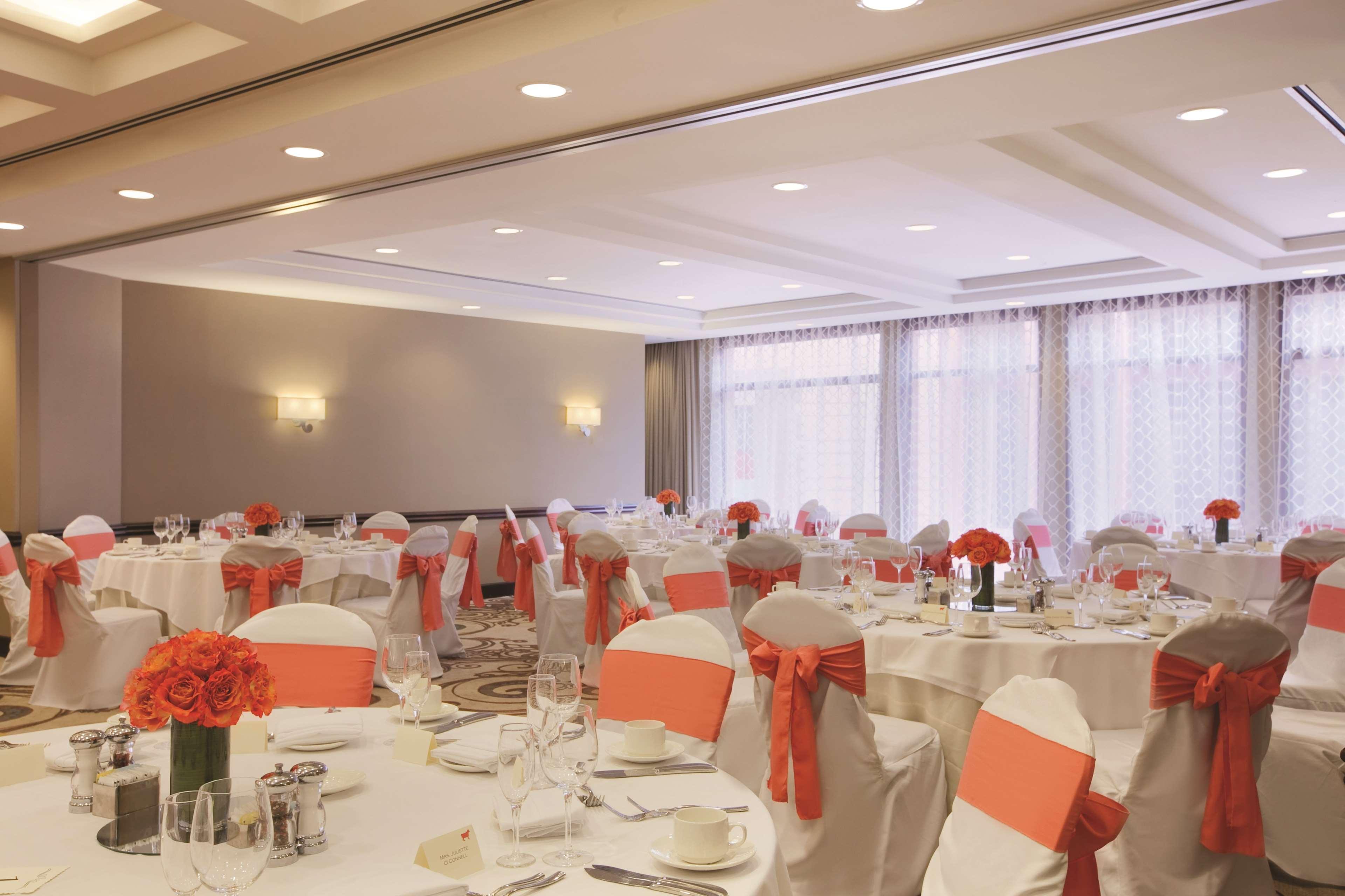 Embassy Suites By Hilton Alexandria Old Town Bagian luar foto