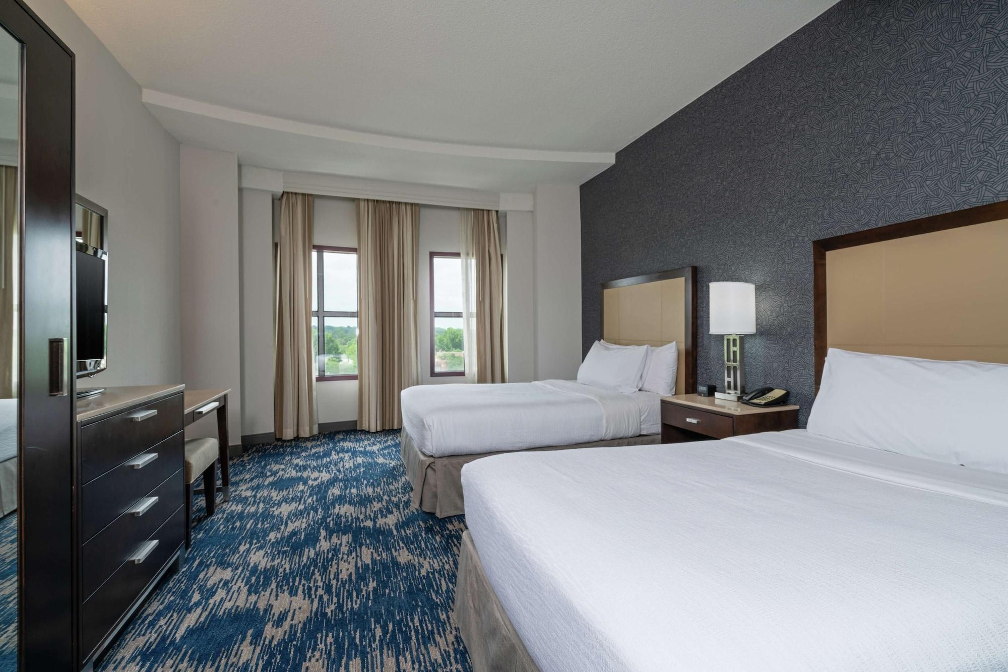 Embassy Suites By Hilton Alexandria Old Town Bagian luar foto