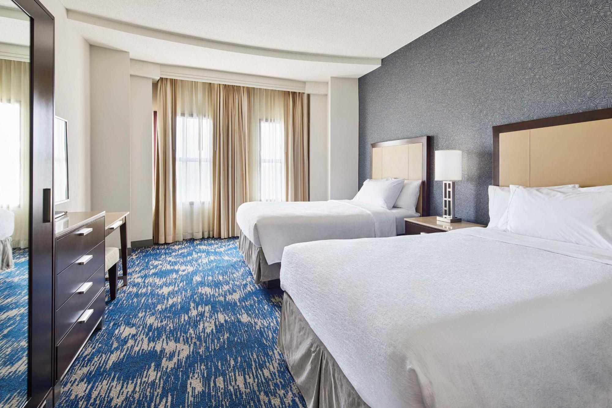Embassy Suites By Hilton Alexandria Old Town Bagian luar foto